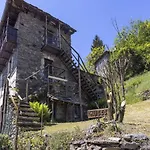 Cozy Hideaway Above San Siro (Lombardy)