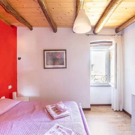 Cozy Hideaway Above * San Siro (Lombardy)