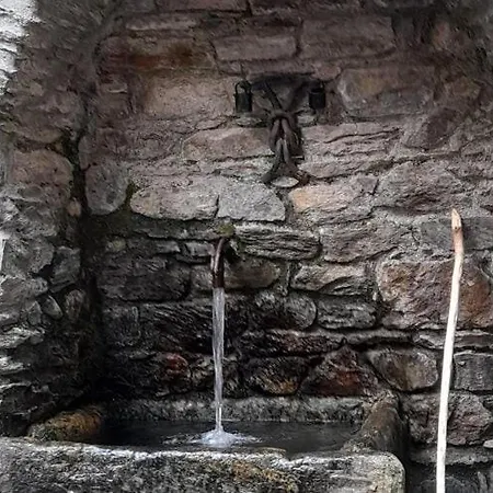 Σπίτι διακοπών Cozy Hideaway Above *