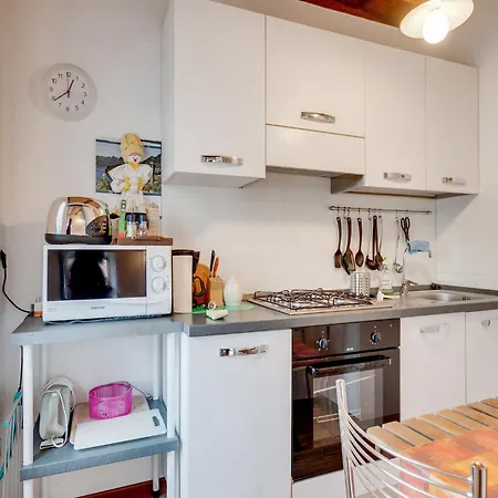 Дом отдыха Cozy Hideaway Above *