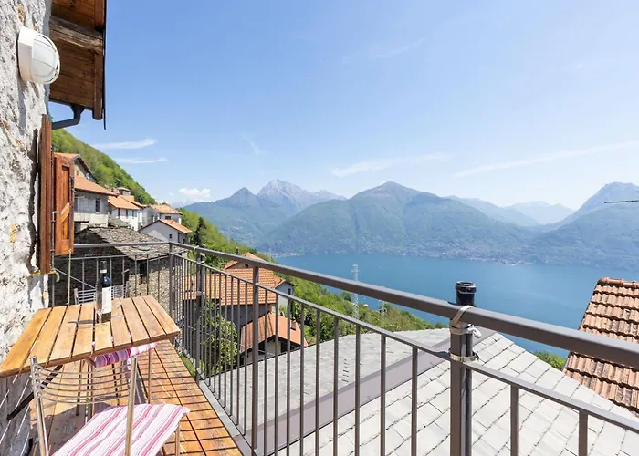 Cozy Hideaway Above Holiday home San Siro (Lombardy)