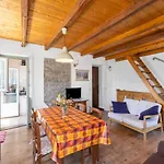 펜션 Cozy Hideaway Above *