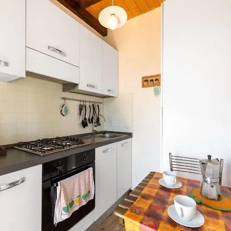 Cozy Hideaway Above Semesterbostad *