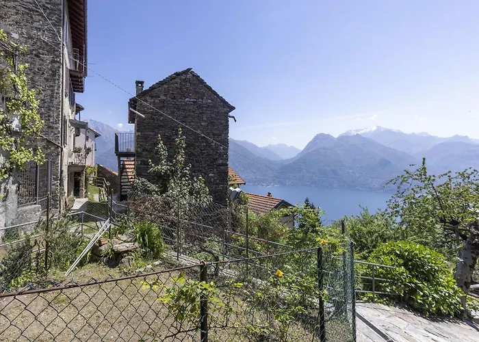 Cozy Hideaway Above Vakantiehuis