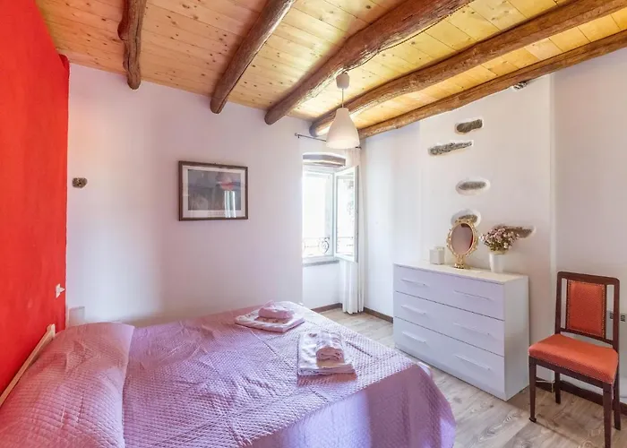 Cozy Hideaway Above * San Siro (Lombardy)